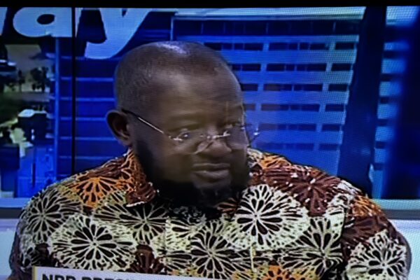 So who is telling the truth? Both Ken and Dr. Bawumia have held very high offices in this country